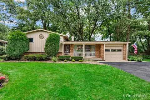 29 W453 James Ave, West Chicago, IL 60185