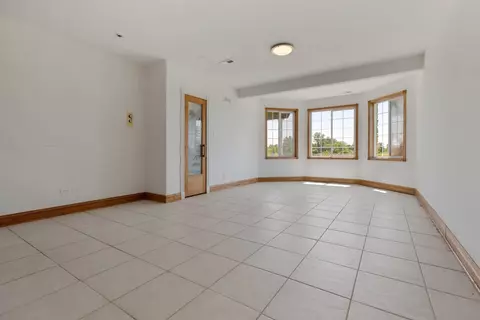 Living - 3601 W Pinewood Dr, Monee, IL 60449 photo 11 of 12