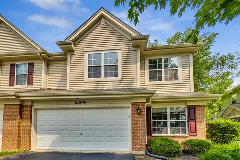 2304 Daybreak Dr, Lake In The Hills, IL 60156