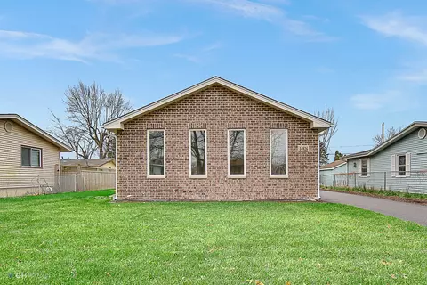2845 141st Pl, Blue Island, IL 60406