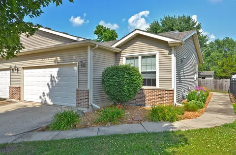 2116 Mary Ln, Ottawa, IL 61350