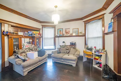 Living - 7210 S Champlain Ave, Chicago, IL 60619 photo 4 of 6