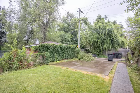 Exterior - 7210 S Champlain Ave, Chicago, IL 60619 photo 2 of 2