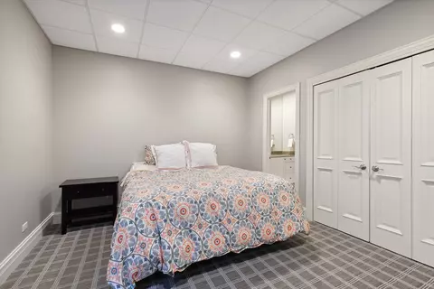 Bedroom - 220 E Scranton Ave, Lake Bluff, IL 60044 photo 11 of 11