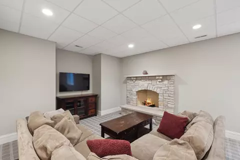 Other - 220 E Scranton Ave, Lake Bluff, IL 60044 photo 3 of 4