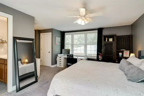 Bedroom - 1304 Welling St, Bloomington, IL 61701 photo 3 of 6