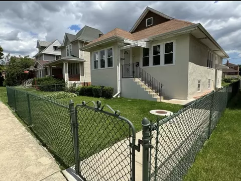 2621 S 59th Ave, Cicero, IL 60804