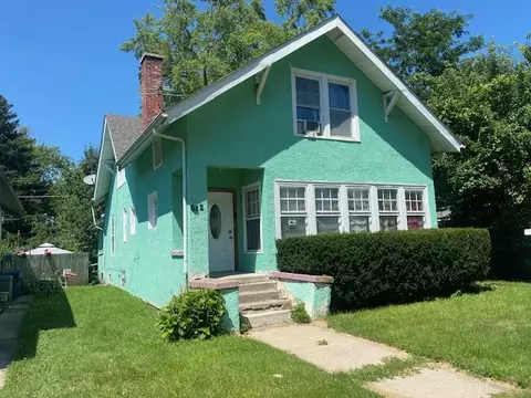 612 Massena Ave, Waukegan, IL 60085