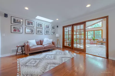 1562 Apache Dr, Naperville, IL 60563 photo 16