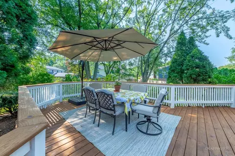 1562 Apache Dr, Naperville, IL 60563 photo 39