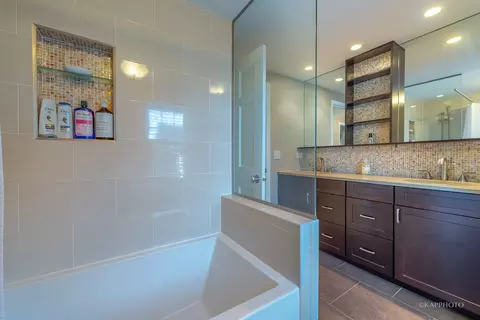 1562 Apache Dr, Naperville, IL 60563 photo 29