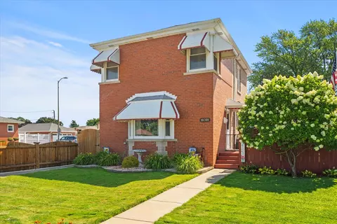 10301 S Trumbull Ave, Chicago, IL 60655