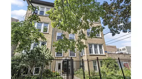 1218 W Albion Ave #1E, Chicago, IL 60626