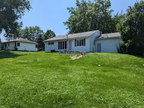 1331 S Demeter Dr, Freeport, IL 61032 photo 13