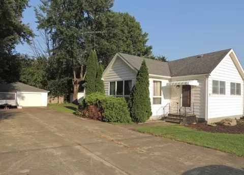 131 N Center St, Braidwood, IL 60408
