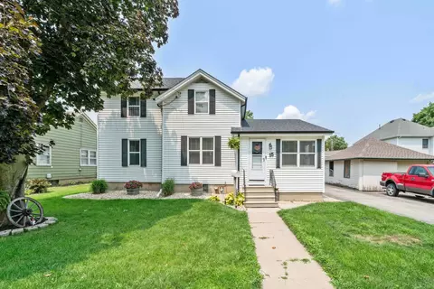 15 W Crofoot St, Sandwich, IL 60548