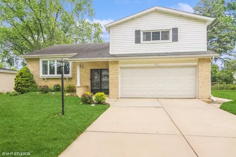 1913 E Ivy Ln, Mount Prospect, IL 60056