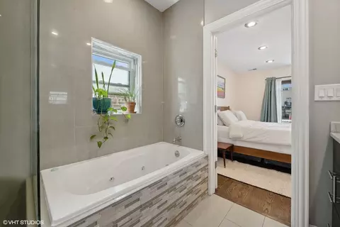 1502 N Artesian Ave #2, Chicago, IL 60622 photo 13