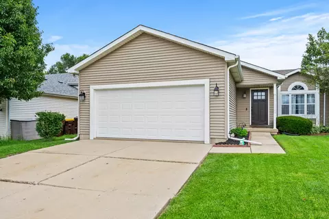 1303 7th St, Harvard, IL 60033