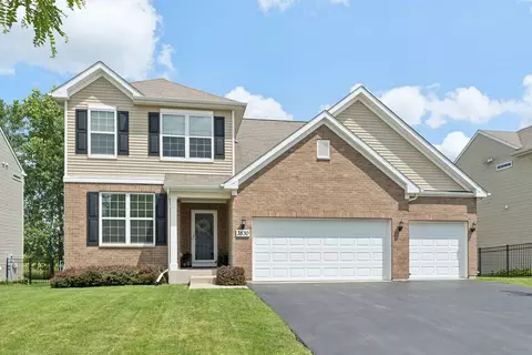 3530 Crestwood Ln, Carpentersville, IL 60110