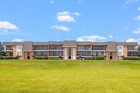 15713 Foxbend Ct #2N, Orland Park, IL 60462