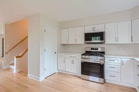 603 Delles Rd, Wheaton, IL 60187 photo 5