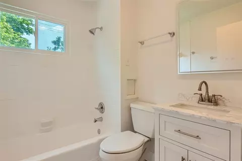 603 Delles Rd, Wheaton, IL 60187 photo 11