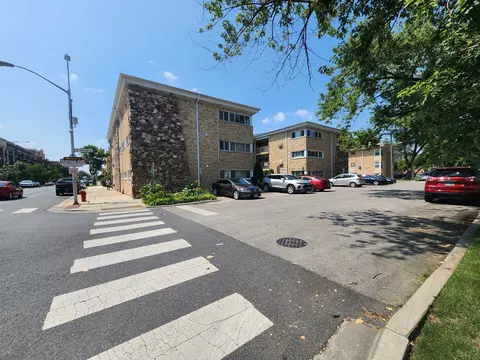 7201 W Wellington Ave #3C, Elmwood Park, IL 60707