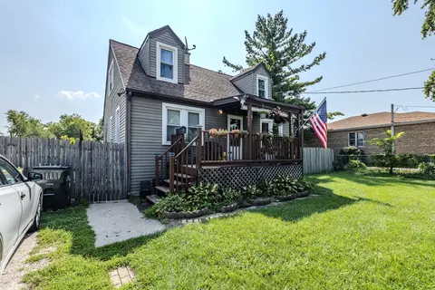 2137 Fairfield Ave, Melrose Park, IL 60164