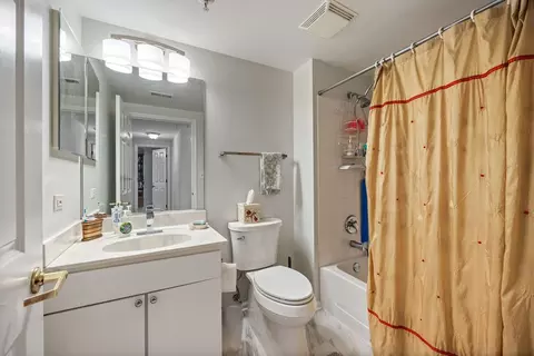 110 N Milwaukee Ave #306, Wheeling, IL 60090 photo 15