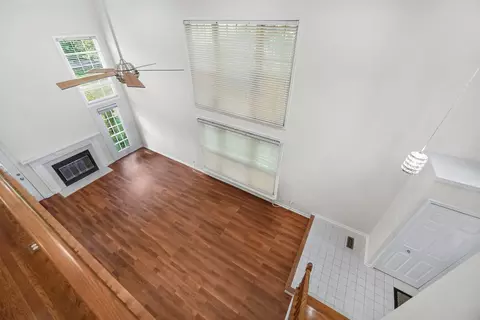 Living - 4820 Prestwick Pl, Hoffman Estates, IL 60010 photo 5 of 6