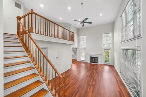 Living - 4820 Prestwick Pl, Hoffman Estates, IL 60010 photo 4 of 6