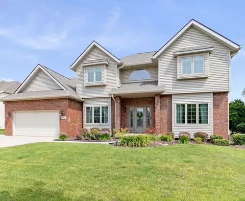 1103 Geneva St, Shorewood, IL 60404