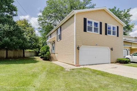 2120 Almond Ln, Glendale Heights, IL 60139