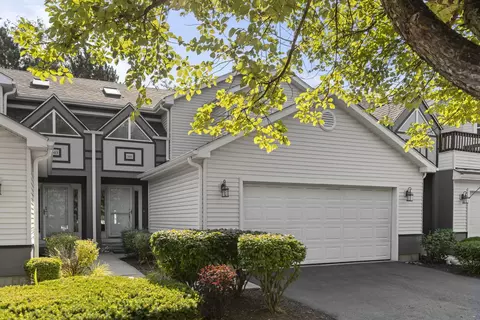 305 Inner Circle Dr, Bolingbrook, IL 60490