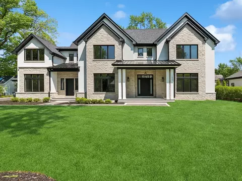 1629 Hawthorne Ln, Glenview, IL 60025