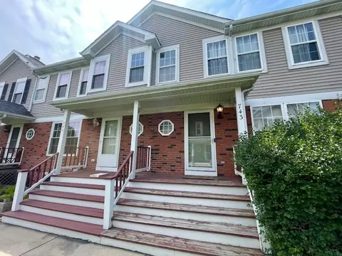 743 Tiffany Ct, Antioch, IL 60002