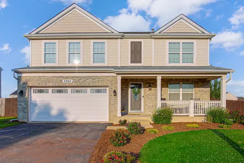 2267 Crescent St, Bourbonnais, IL 60914