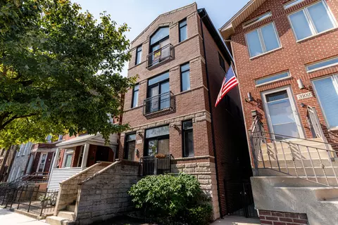 3106 S Wells St #2, Chicago, IL 60616