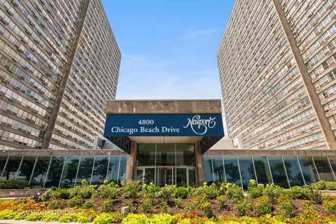 4800 S Chicago Beach Dr #402N, Chicago, IL 60615