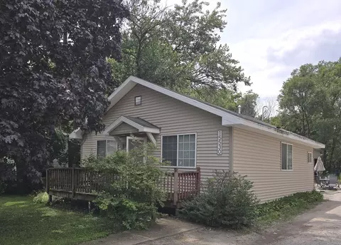 15530 Lamon Ave, Oak Forest, IL 60452