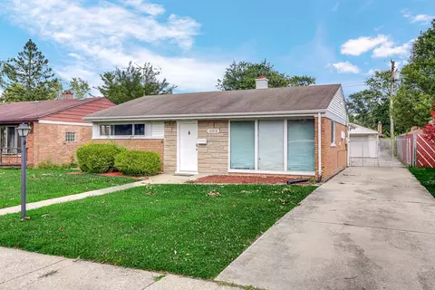 17213 Chicago Ave, Lansing, IL 60438