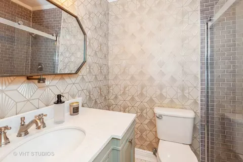 Bath - 5508 E Lake Dr #E, Lisle, IL 60532 photo 1 of 2