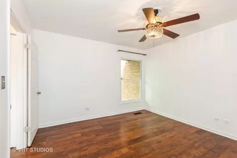 Bedroom - 5508 E Lake Dr #E, Lisle, IL 60532 photo 1 of 1