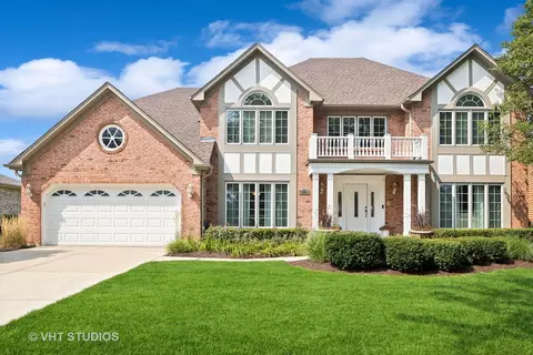 1408 Pine Cove Ct, Darien, IL 60561