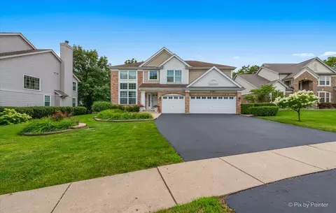2790 Foxfield Dr, West Chicago, IL 60185