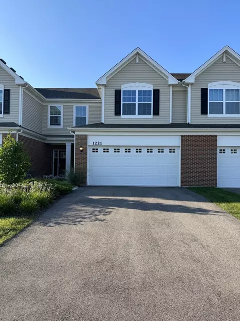 1221 Draper Rd, Mchenry, IL 60050
