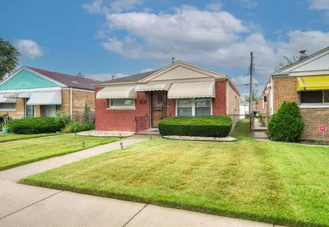 9730 S Emerald Ave, Chicago, IL 60628 photo 2