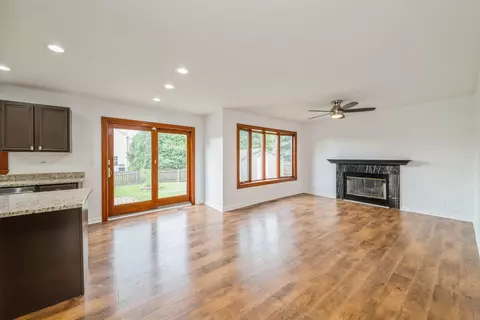 Living - 1352 Vernon Ln, Bartlett, IL 60103 photo 7 of 7