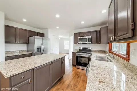 Kitchen - 1352 Vernon Ln, Bartlett, IL 60103 photo 1 of 1